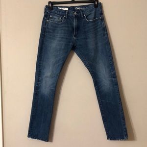 GAP Slim Jeans | Distressed